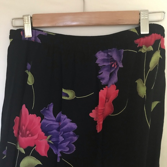Floral Wrap Skirt - Picture 4 of 7